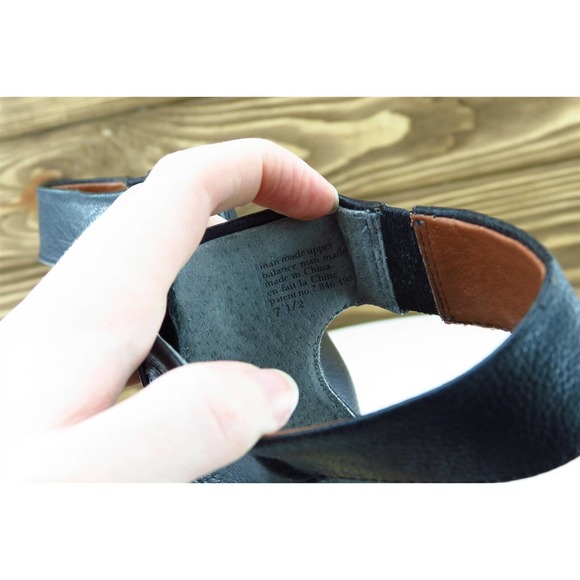 BC Sz 7.5 M Black Ankle Strap Synthetic‎ Women Sandals - Picture 6 of 8